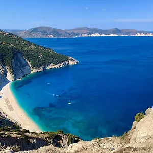 https://villa-minetti-lourdata-kefalonia.kefaloniahotels.net