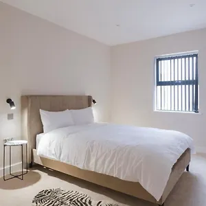 https://the-centenary-residence.yorkshirehotels.net