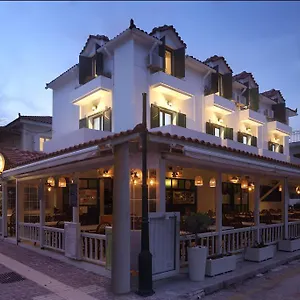 https://the-pines.kefaloniahotels.net
